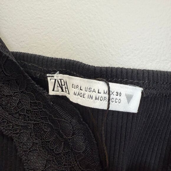 zara ribbed top with lace and buttons in black - Picture 9 of 10